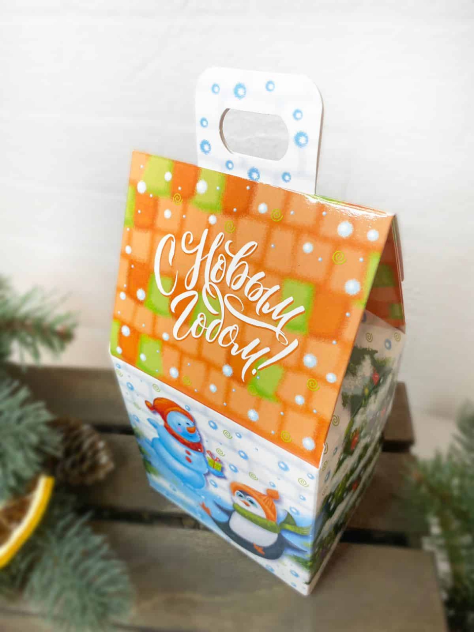 Коробка для подарка «Зимний дворик»