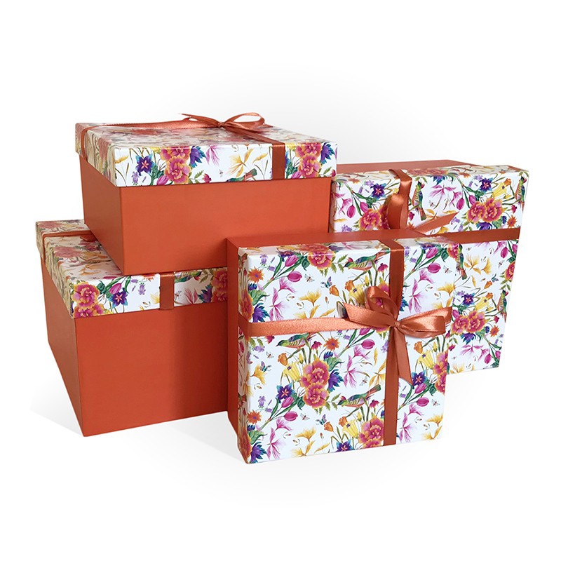 Подарочная коробка, квадрат С БАНТОМ КОЛИБРИ ДЕНЬ, оранжевый