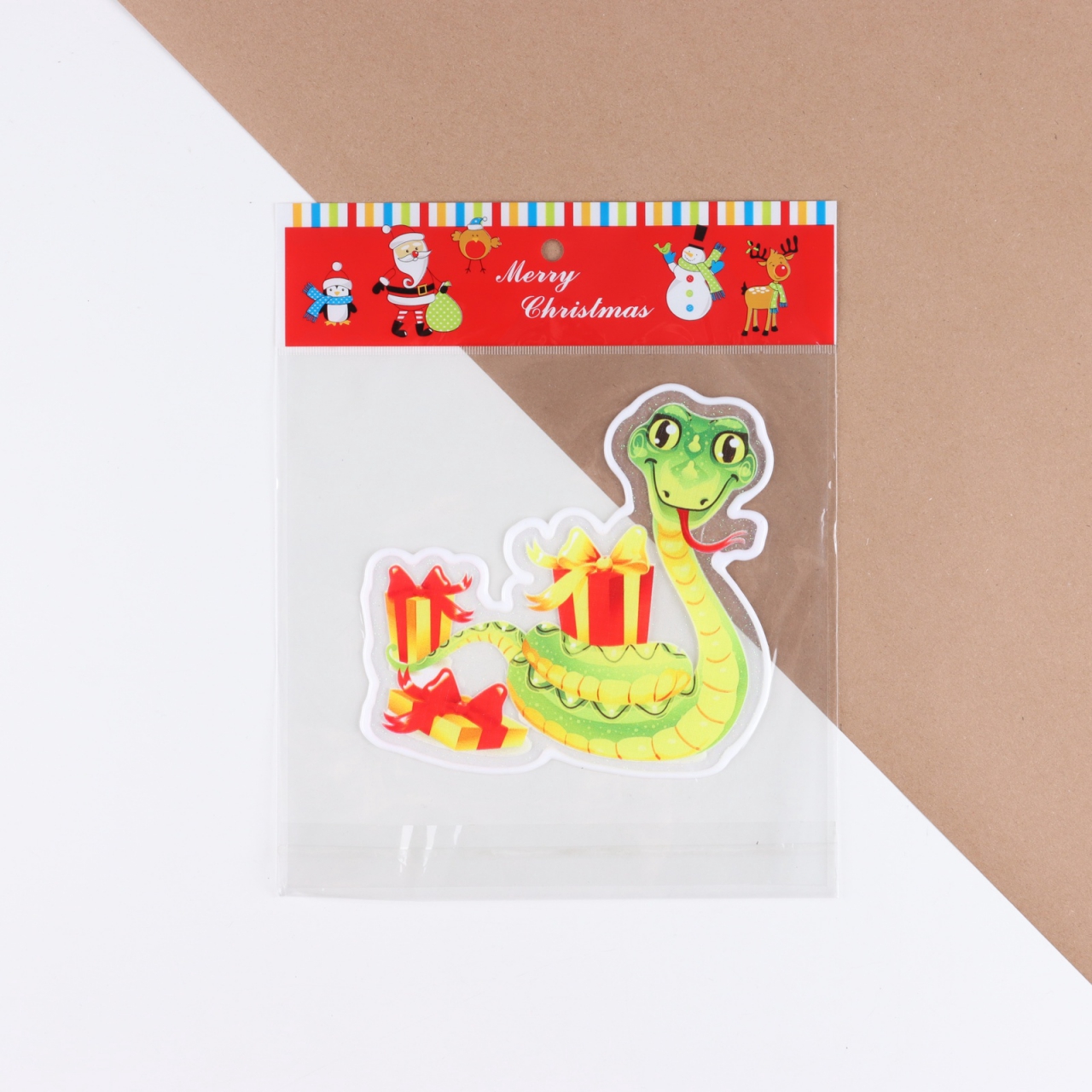 Наклейки на окна «Символ года» (змея и подарки) 20х25см 10652667